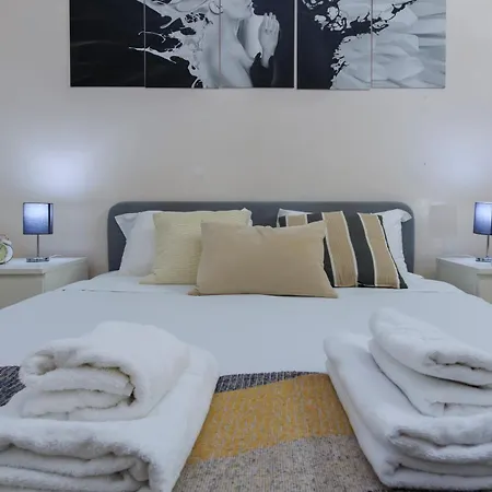 Family Apartment, Duomo 12 Min Walk, 5 Guests, Near Covered Parking * 米兰