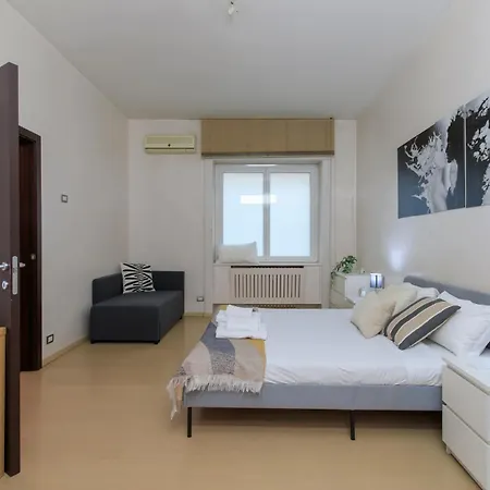 公寓 Family Apartment, Duomo 12 Min Walk, 5 Guests, Near Covered Parking