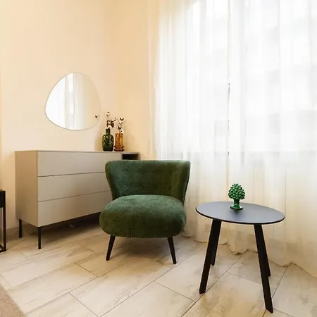 Stylish In Bocconi With Patio - Porta Romana 아파트