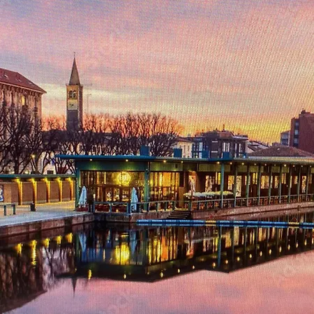 Navigli Bocconi Naba-iulm-self-60 Mq Apartment *