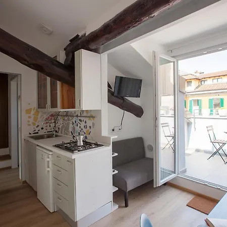 Hacca Collection - Porta Venezia Attic 2br *