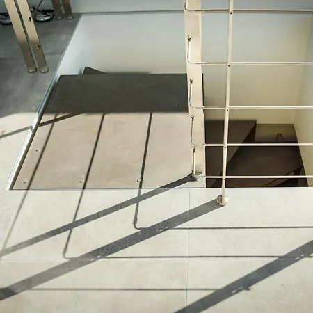 The Rent - Wonderful Multi-bedroom With Terrace In The Area Of Colonne Di San Lorenzo דירה