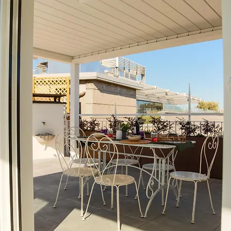 The Rent - Wonderful Multi-bedroom With Terrace In The Area Of Colonne Di San Lorenzo * 밀라노