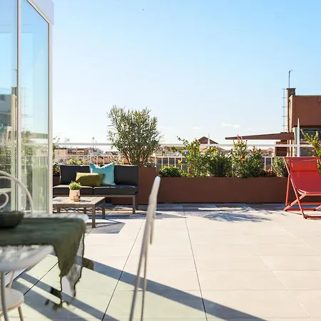 The Rent - Wonderful Multi-bedroom With Terrace In The Area Of Colonne Di San Lorenzo 밀라노