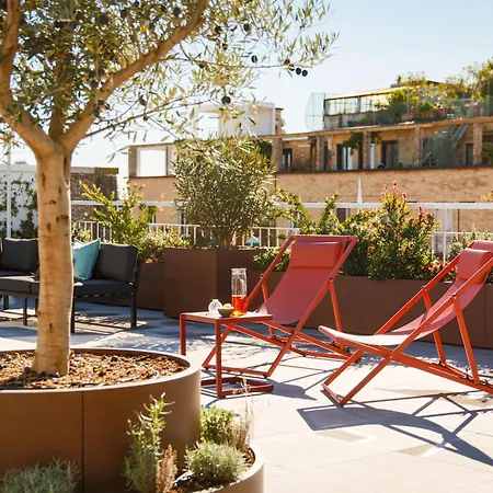 아파트 The Rent - Wonderful Multi-bedroom With Terrace In The Area Of Colonne Di San Lorenzo