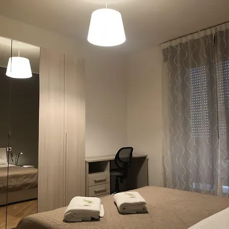 Brianza בית הארחה 3*