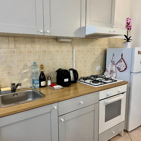 Dergano 2 Near Metro Stop 4* Milan