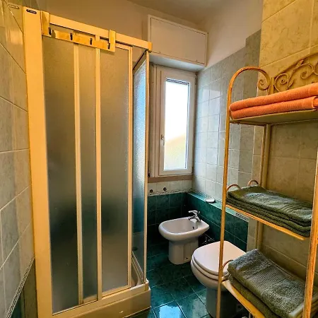 El Prestinee Box Auto Gratuito * מילאנו