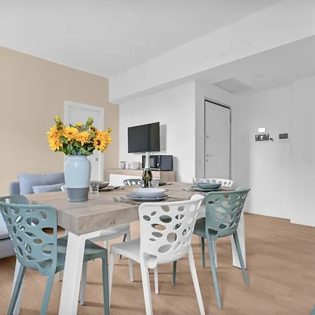 Gua13 - Loreto - Large - * Milano