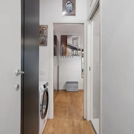 New One Crescenzago Milán