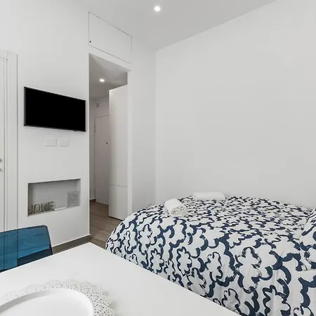Apartmán Viaortisuite Pta Romana Wifi & A-c 12 Min To Duomo Milán
