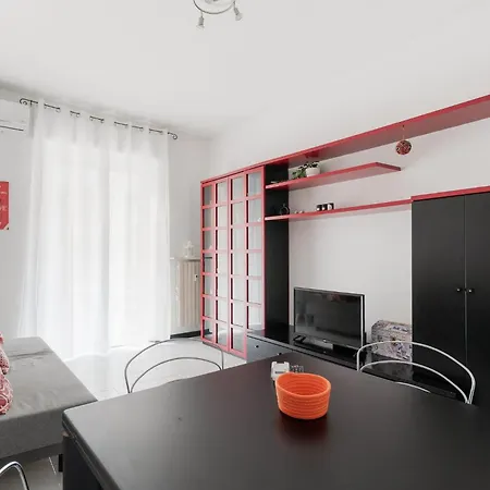 Apartament Guesthost - Comfy M2 Udine Mediolan