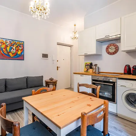 Station's Nest - A Stone's Throw From The Station Διαμέρισμα *