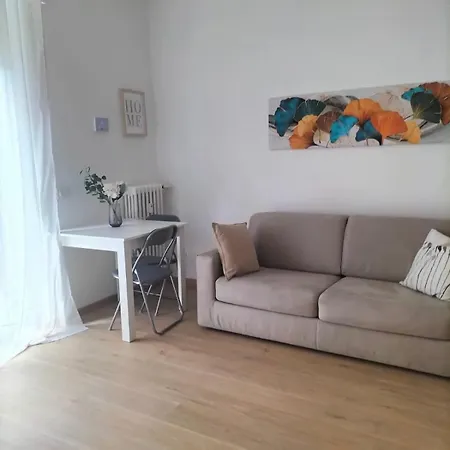 Hockey Arena Studio, 7 Min To Metro, Close To Linate And Fabrique