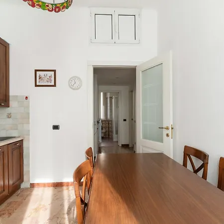 Guesthost - Bright Rubattino Apartment