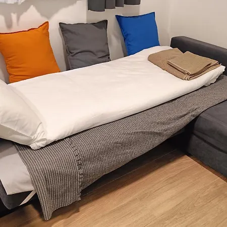 Apartamento Elegant And Modern Two-room With Equipped Kitchen Milão