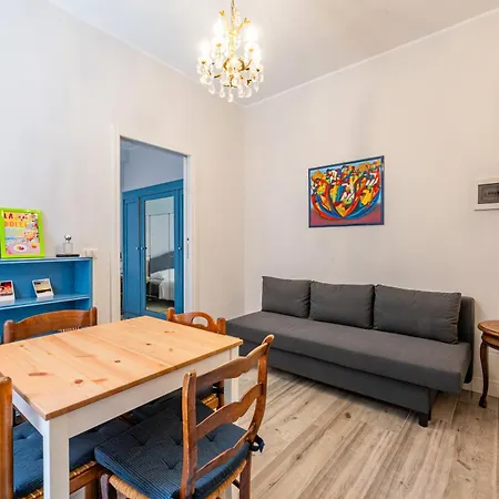 Station's Nest - A Stone's Throw From The Station Appartement *