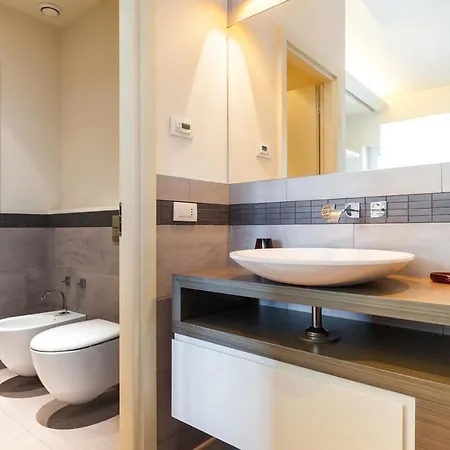 דירה Luxury In The Center Of The City- 5 Min To Duomo *