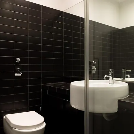 Apartment Moderno A Due Passi Dal Duomo - Mirable Pm *