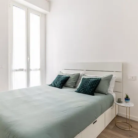 Apartment Duomo-centrale - Moderna, M1 E M3 A 250m