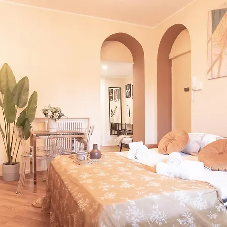 Elegant Near The Subway, Fast Wi-fi And Ac * 米兰