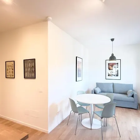 Fresh Nordic Flat With Balcony - San Siro Stadium *