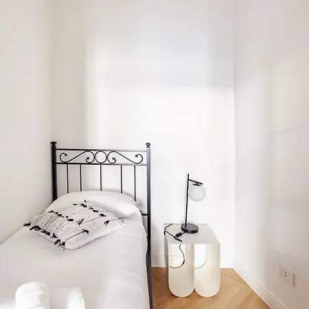 Apartament Porta Romana Metro Duomo *