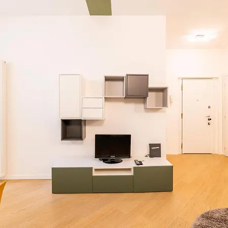 Roncaglia 25, Apartman