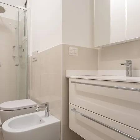 Apartment Tadino - Comfort And Charme *