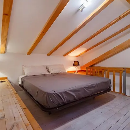 Penthouse - 5 Minutes To Duomo *