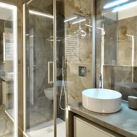 Cadorna - Your From * Milánó