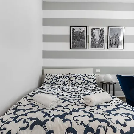 Viaortisuite Pta Romana Wifi & A-c 12 Min To Duomo * Милан