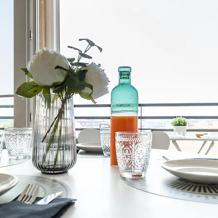 Stayeasy Bordighera - Navigli 8th Floor Terrace Mailand