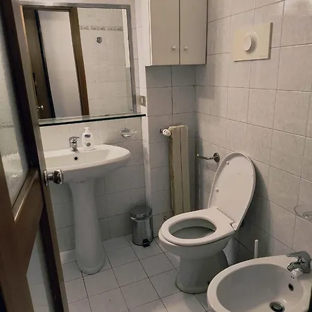 The Tower House - Apartman *