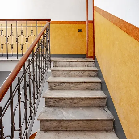 Porta Romana Metro Duomo Apartament *