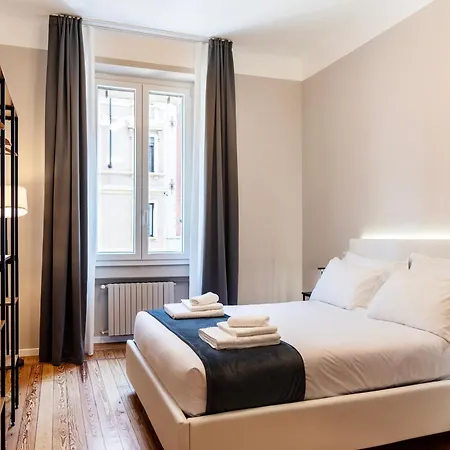 Ds - Centro ميلان