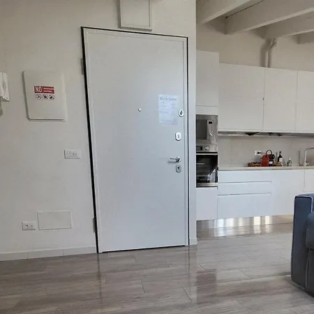 Apartment Rooftop Retreat Martesana *