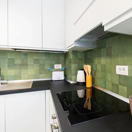 Roncaglia 25, Апартаменты *