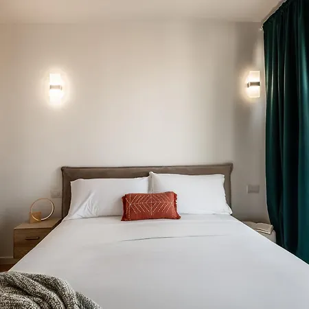 Stayeasy Bordighera - Navigli 8th Floor Terrace 公寓 *