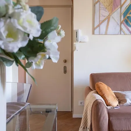 Elegant Near The Subway, Fast Wi-fi And Ac * 米兰