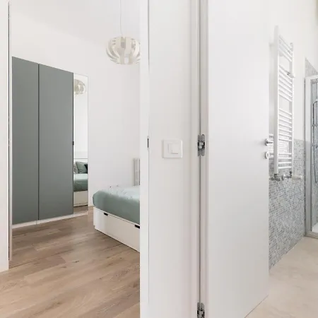 Apartment Duomo-centrale - Moderna, M1 E M3 A 250m