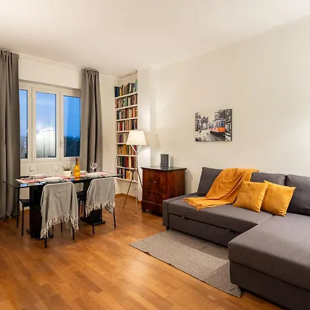 Politecnico - Spacious Ap Balcony - Sleeps 4 شقة ميلان