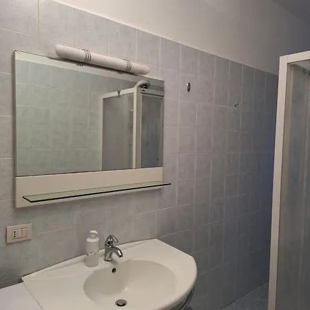 Modern Flat In The Design District Milan