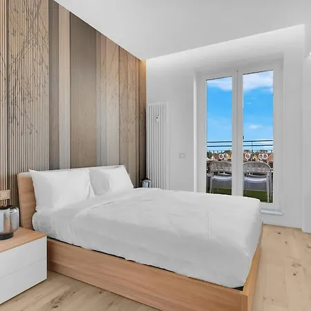 Exclusive Rooftop Vista Duomo *