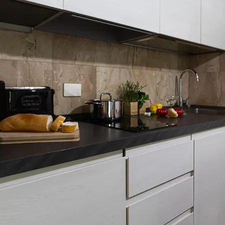 Italianway Comfort - Londonio 23 * Милан