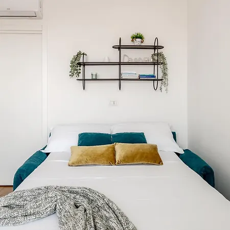 Stayeasy Bordighera - Navigli 8th Floor Terrace * Milano