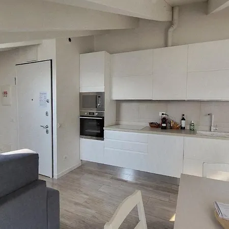 Rooftop Retreat Martesana Apartment