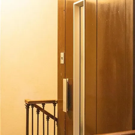 公寓 Elegant Near The Subway, Fast Wi-fi And Ac *