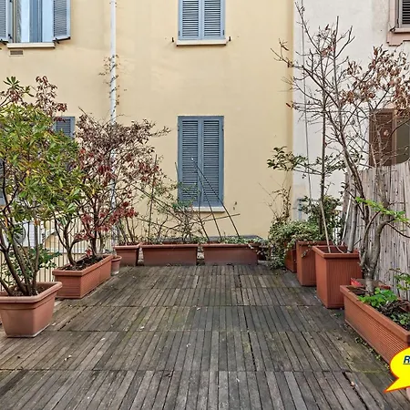 La - Restyling In Corso 2026 Милан