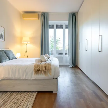 Politecnico - Spacious Ap Balcony - Sleeps 4 Lägenhet